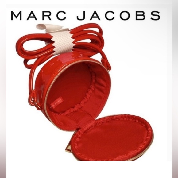 Marc Jacobs Red Round Crossbody Bag - Picture 5 of 12